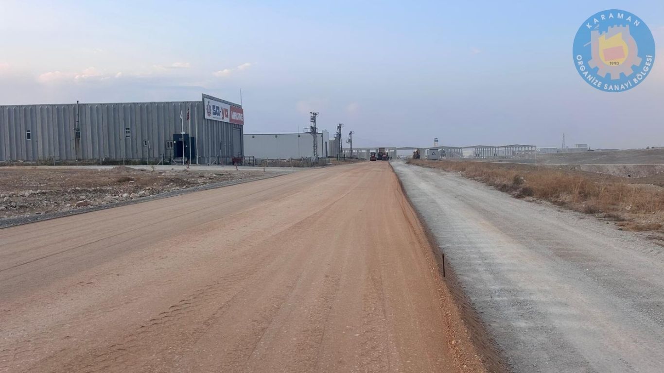 Karaman OSB'de Kapsamlı Asfalt Serim Çalışmaları Başladı